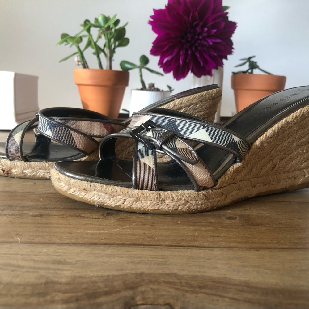 Burberry wedge sandals .excellent condition. Sz.9